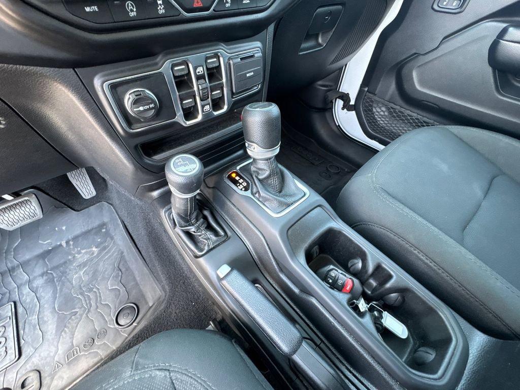 Used 2021 Jeep Gladiator Sport AWD/4WD image 30