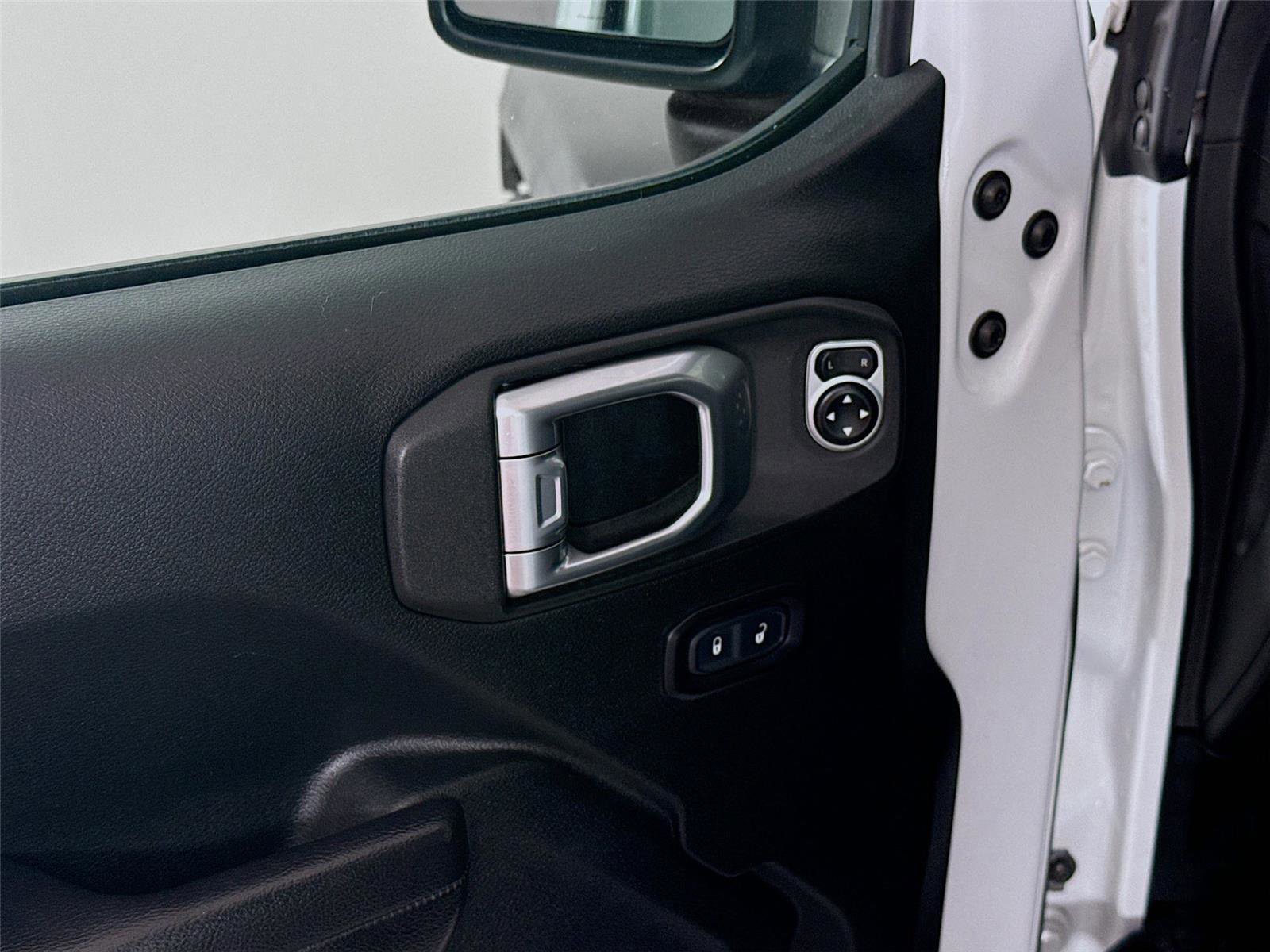 Used 2020 Jeep Wrangler Unlimited Sport S image 17