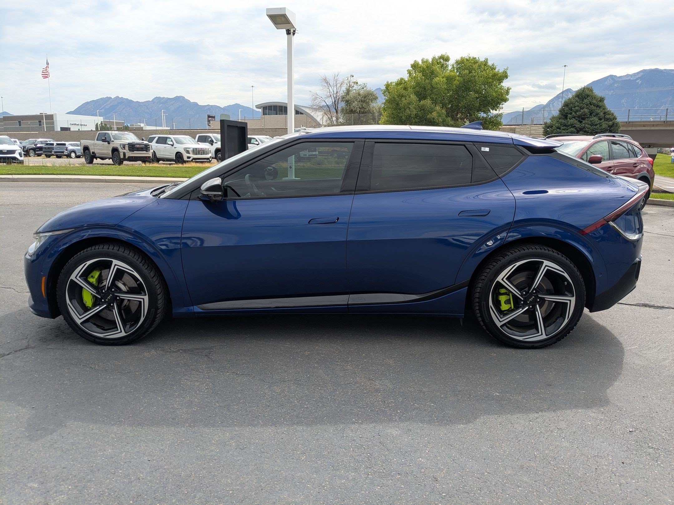 Certified 2023 Kia EV6 GT AWD/4WD image 2