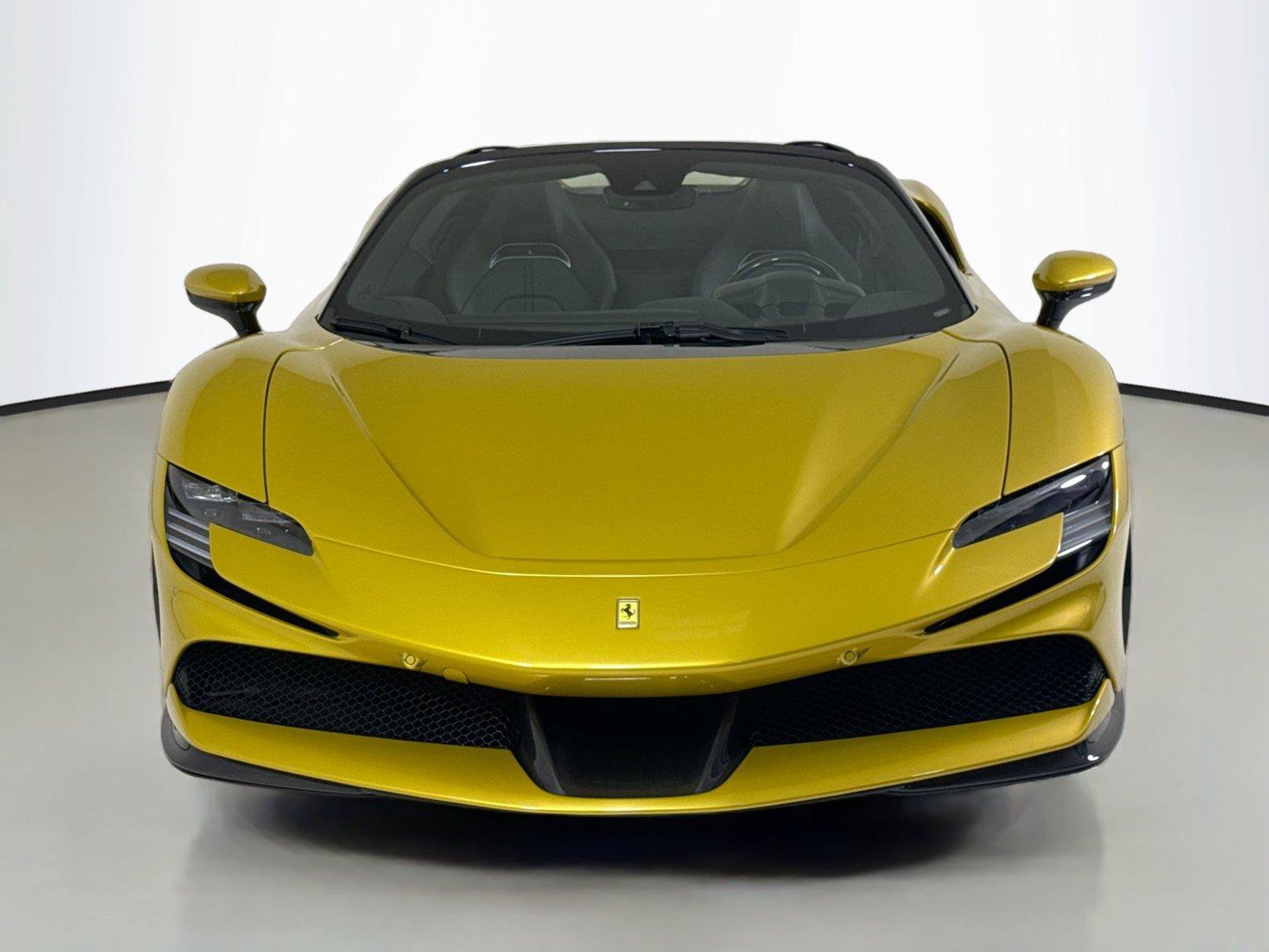 Used 2022 Ferrari SF90 Spider AWD/4WD image 11