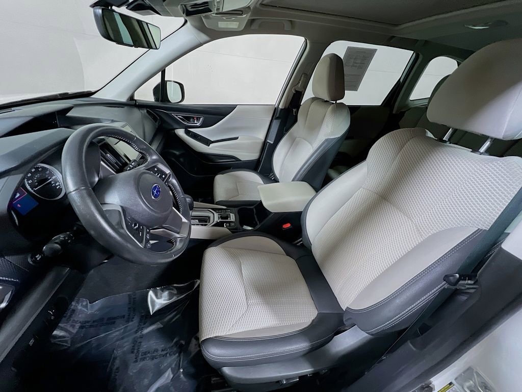 Used 2023 Subaru Forester Premium image 18