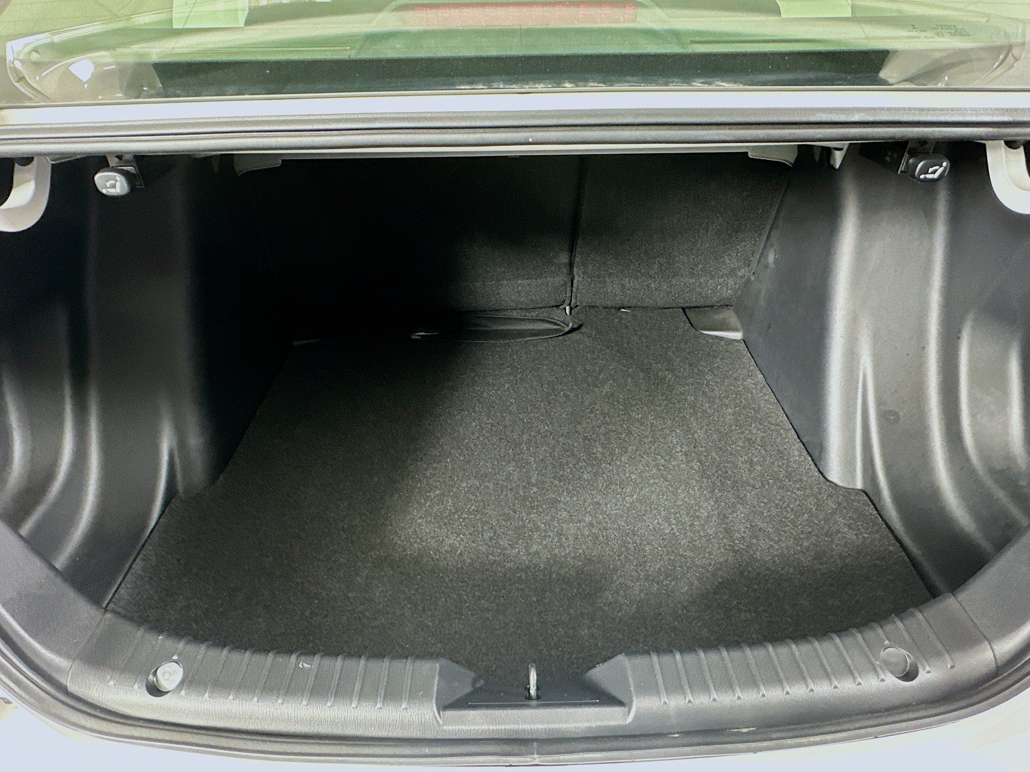Used 2018 Toyota Yaris iA FWD image 27