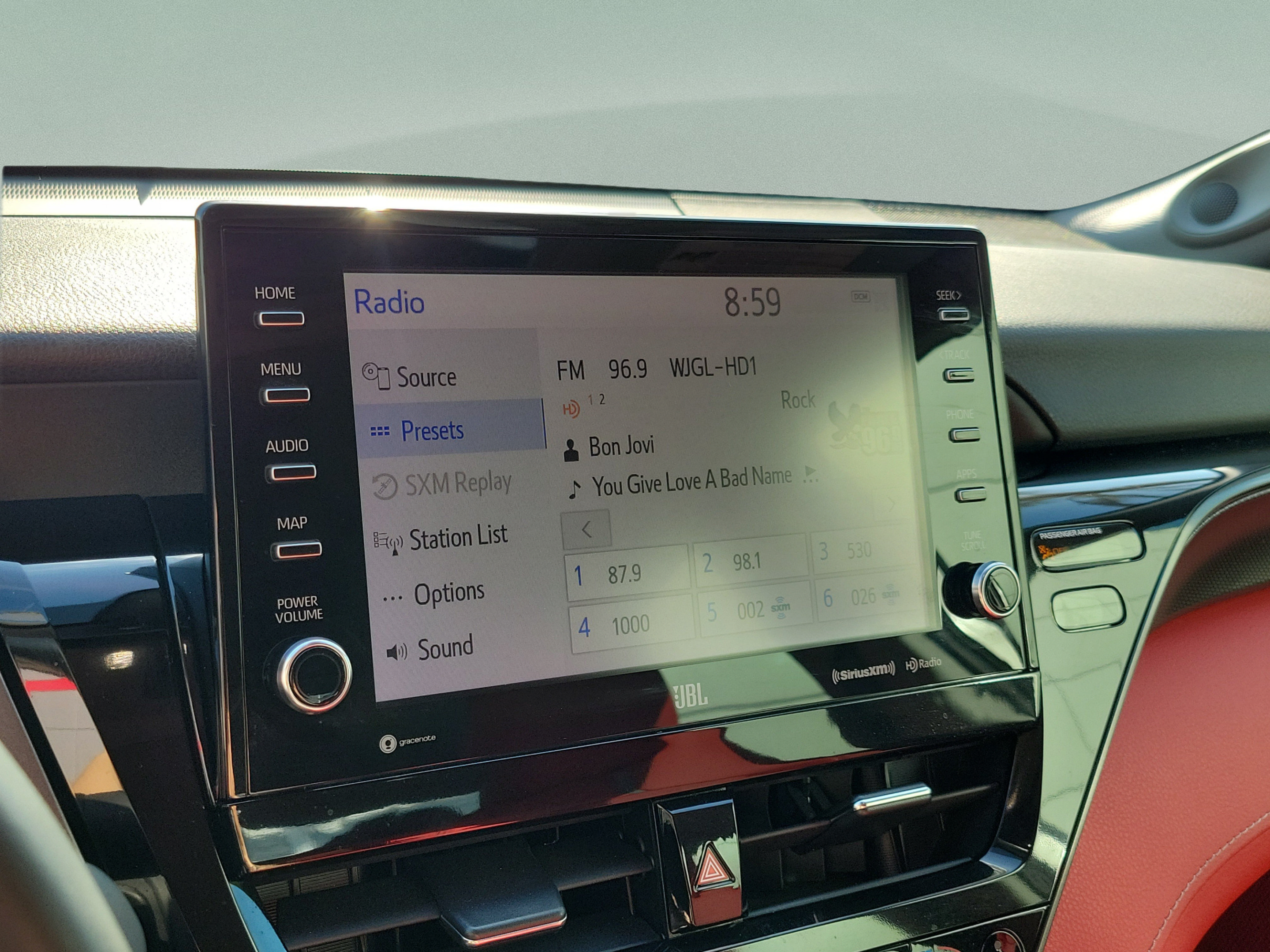Used 2022 Toyota Camry XSE FWD image 18