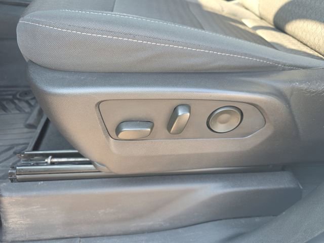 Used 2024 Chevrolet Silverado 2500 LT AWD/4WD image 30