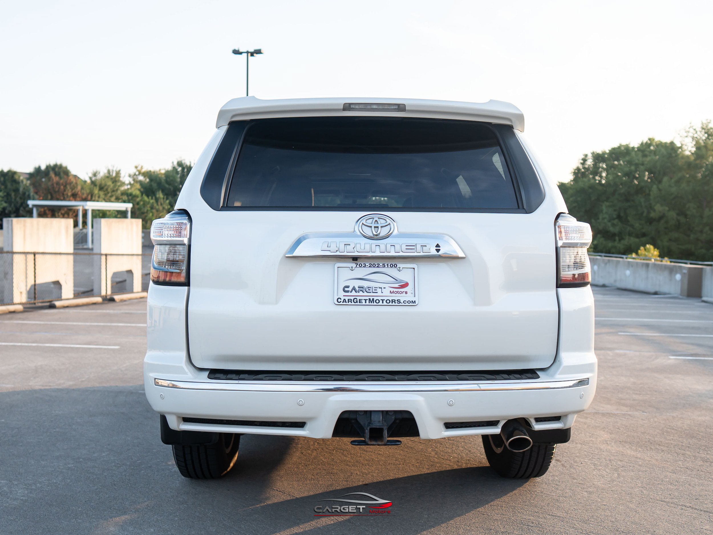 Used 2016 Toyota 4Runner Limited AWD/4WD image 6