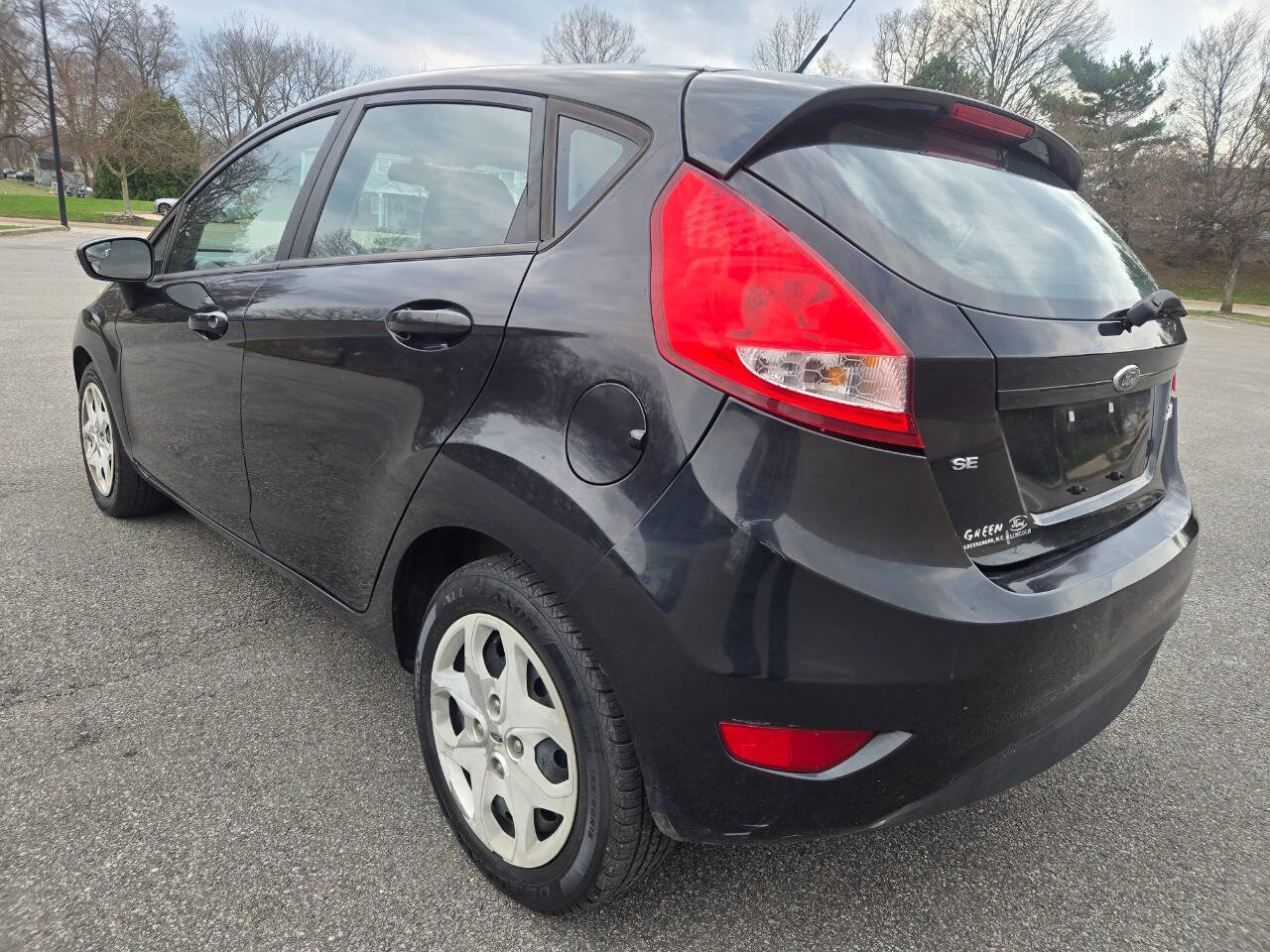 Used 2013 Ford Fiesta SE image 5