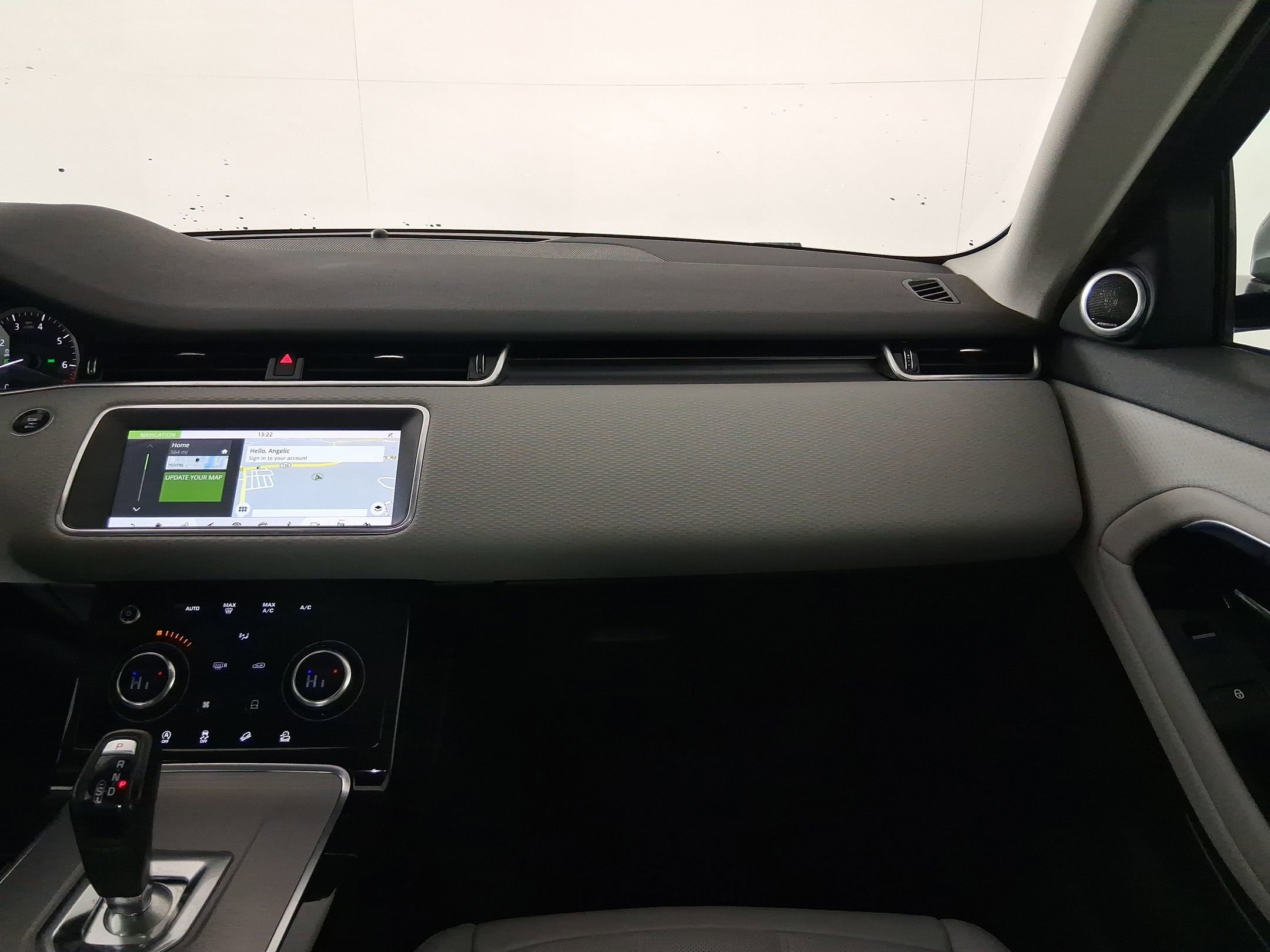 Used 2020 Land Rover Range Rover Evoque S image 27