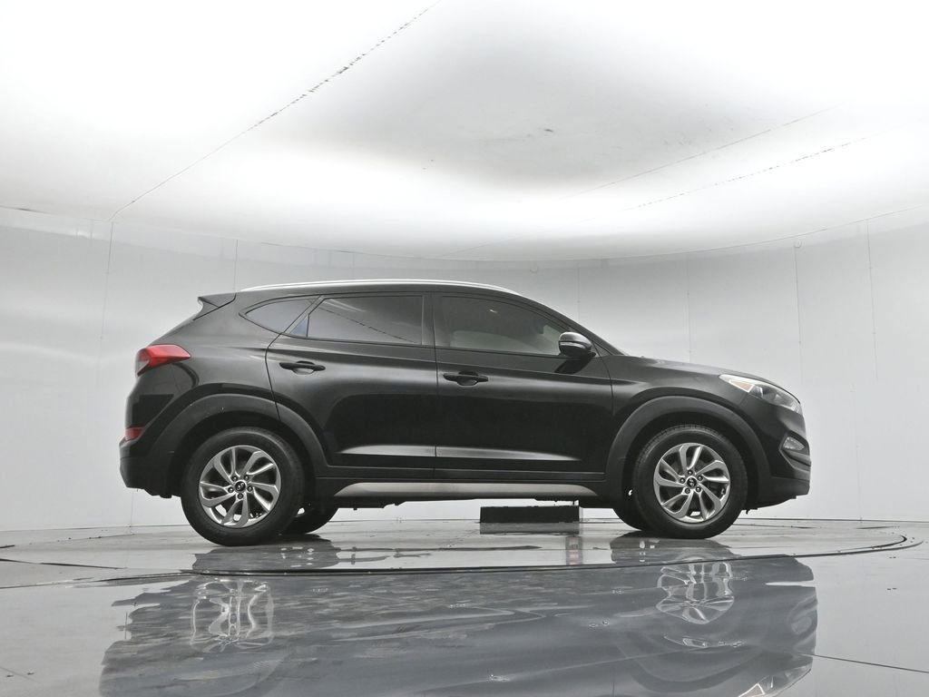 Used 2017 Hyundai Tucson SE Plus w/ Cargo Package FWD image 50