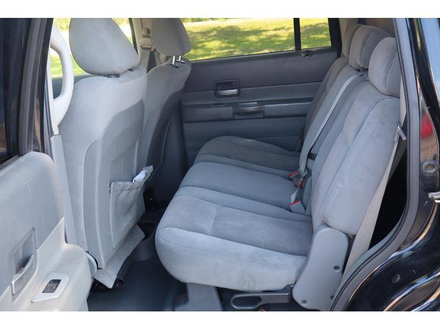 Used 2005 Dodge Durango SLT AWD/4WD image 7