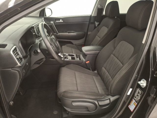 Used 2019 Kia Sportage LX image 9