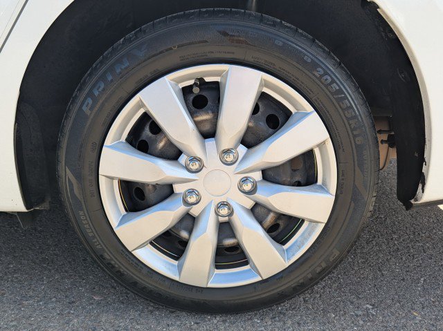 Used 2016 Nissan Sentra S FWD image 20
