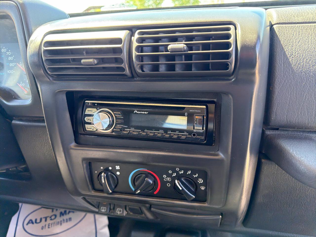 Used 2001 Jeep Wrangler Sport image 23