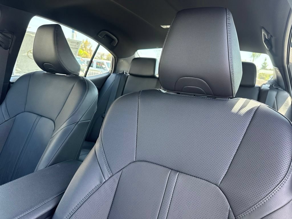 New 2026 Toyota Camry XSE FWD image 18