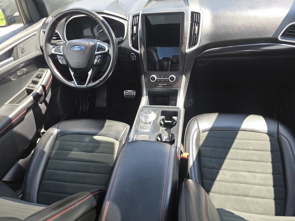 Used 2021 Ford Edge ST-Line AWD/4WD image 21