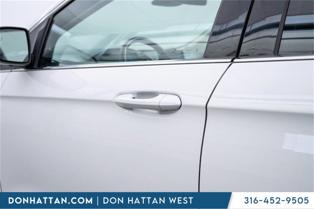 Used 2023 Ford Edge SEL image 30