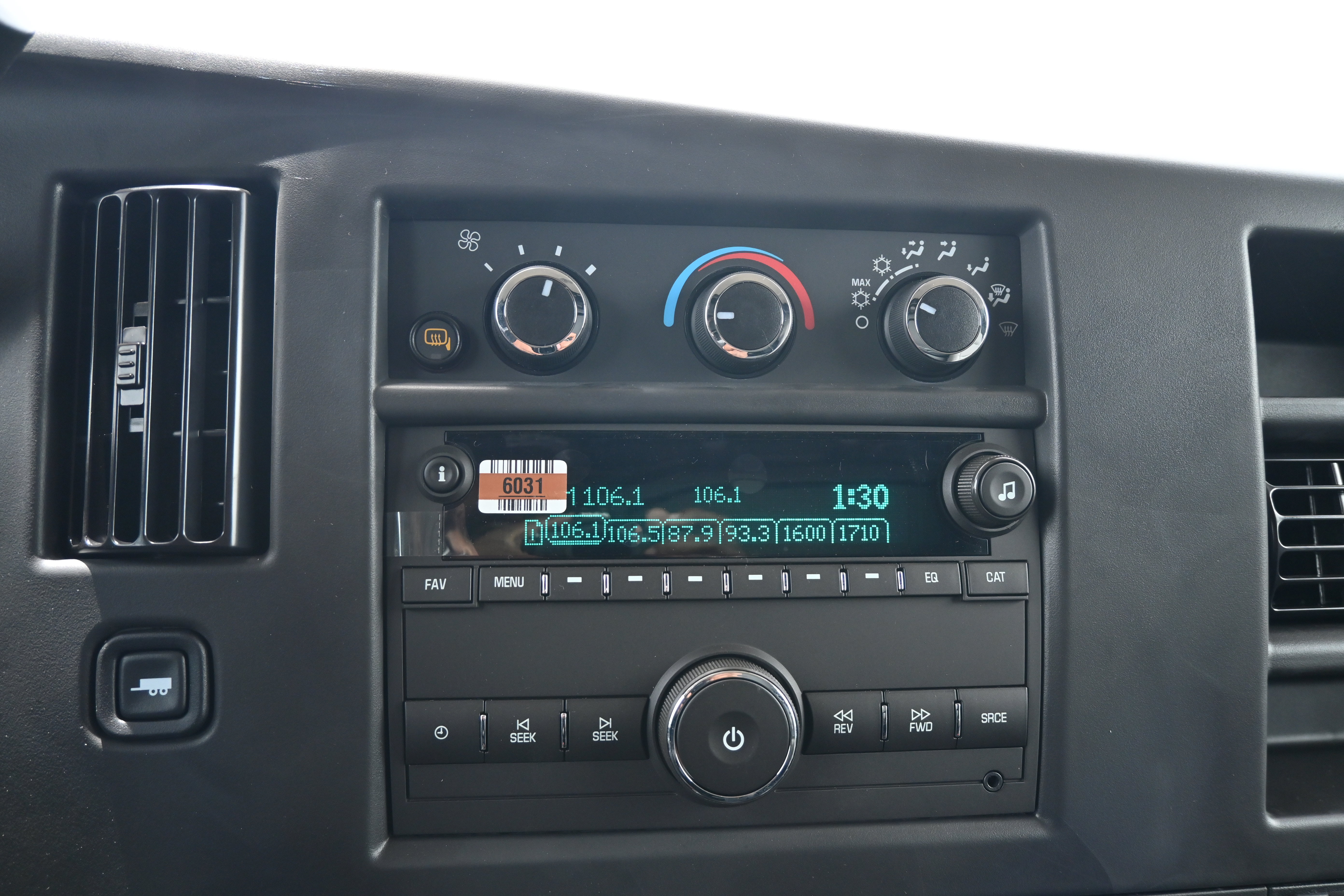 New 2025 Chevrolet Express 2500 w/ Driver Convenience Package RWD image 21