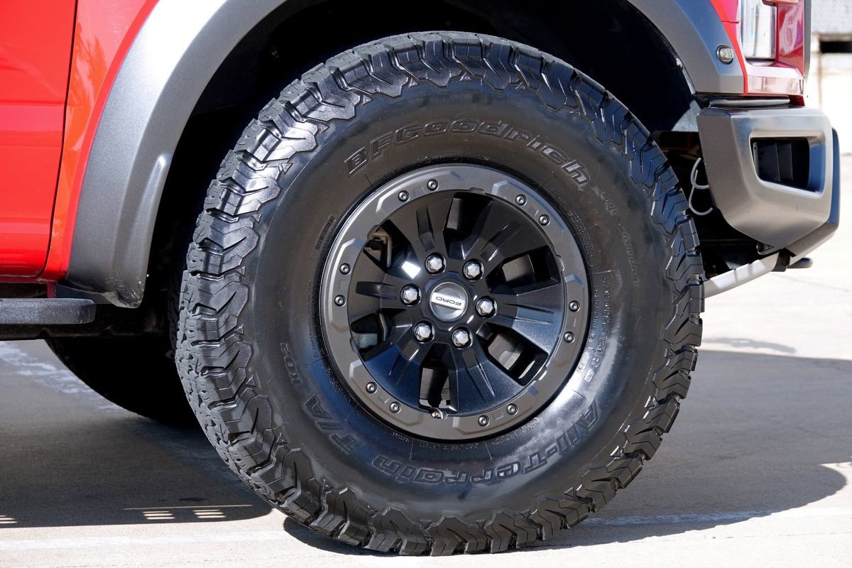 Used 2018 Ford F150 Raptor w/ Equipment Group 802A Luxury AWD/4WD image 30