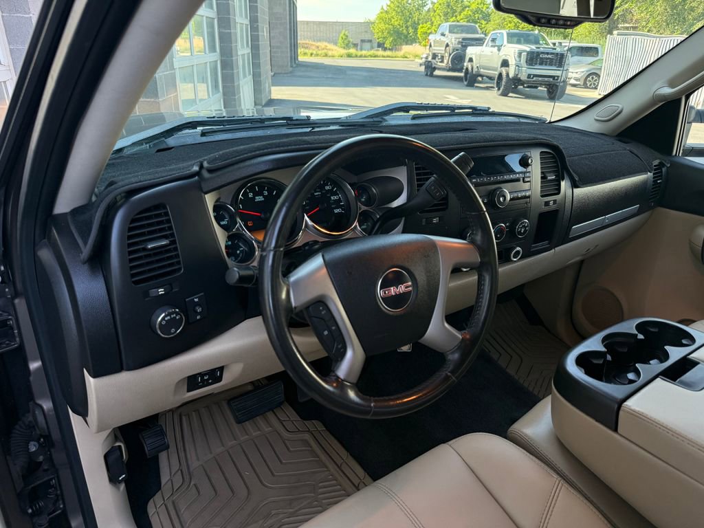 Used 2008 GMC Sierra 2500 SLE AWD/4WD image 26