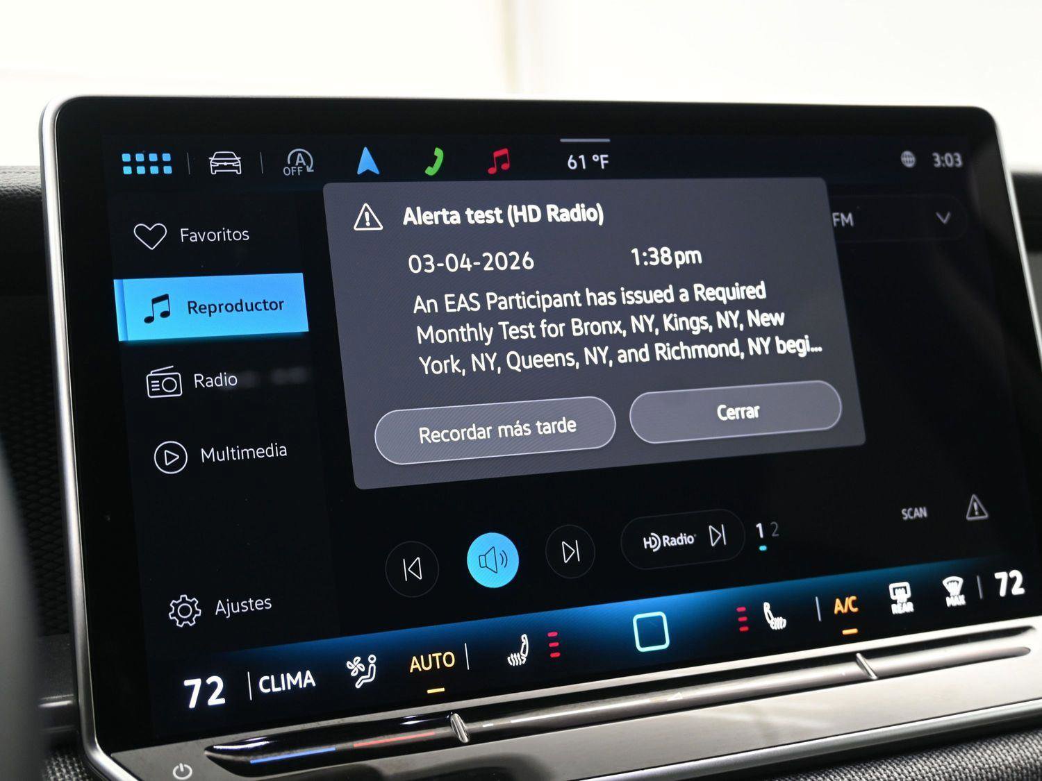 Certified 2025 Volkswagen Tiguan S image 5