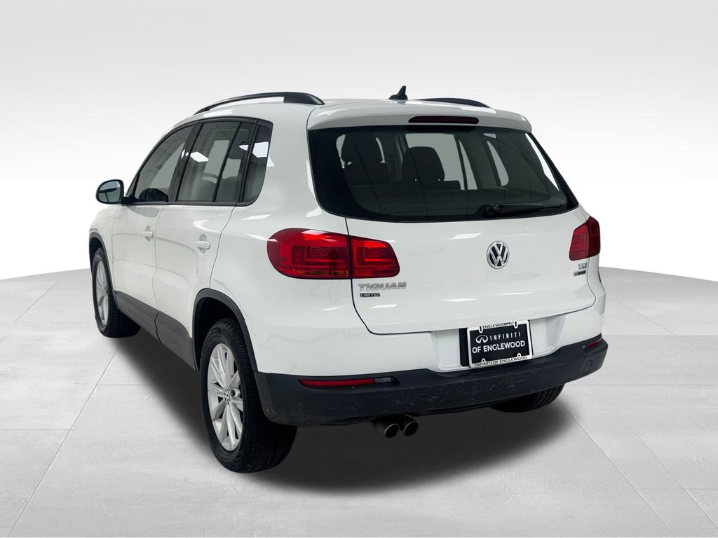 Used 2017 Volkswagen Tiguan S image 5