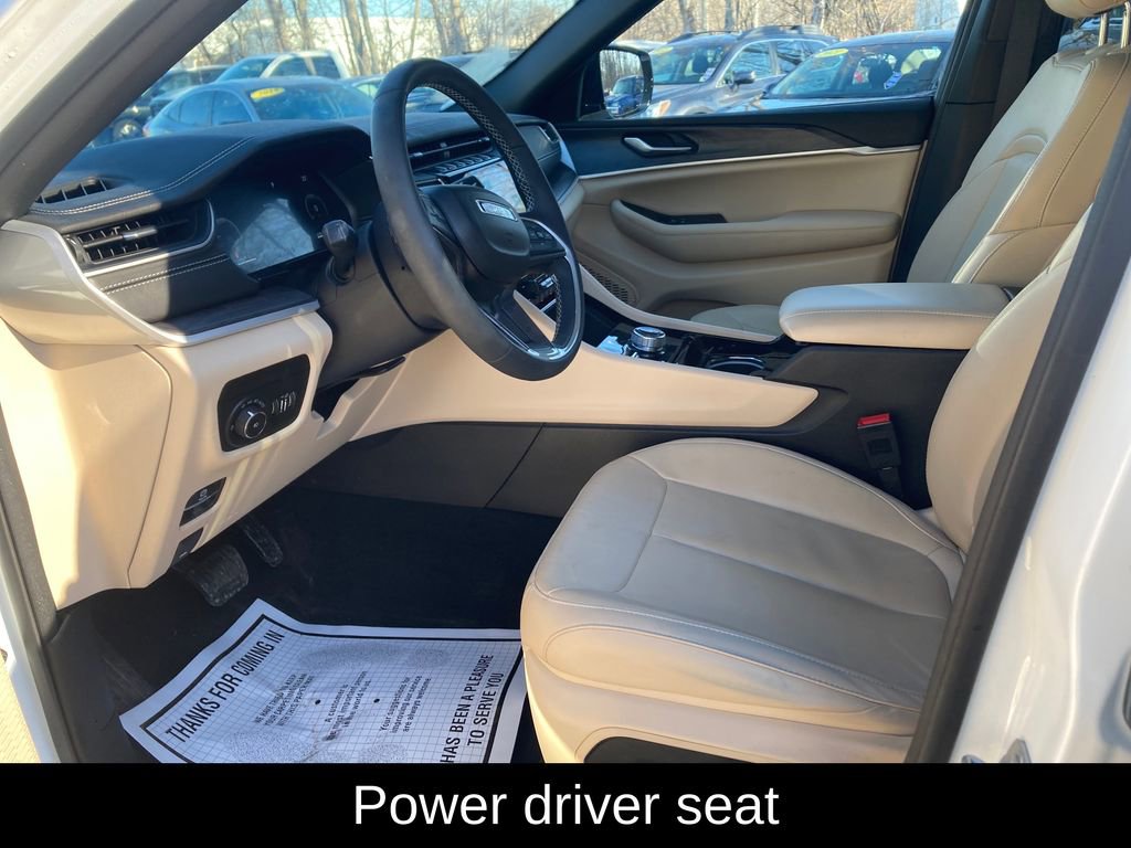 Used 2023 Jeep Grand Cherokee L Limited AWD/4WD image 12
