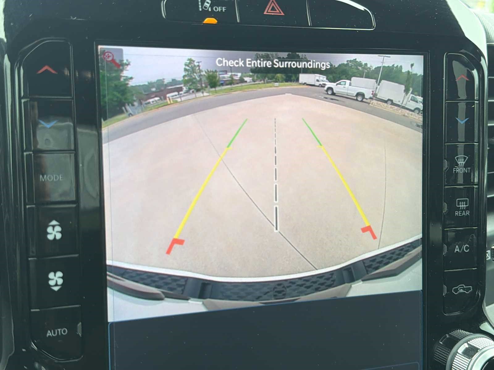 Used 2025 RAM 1500 Big Horn AWD/4WD image 24