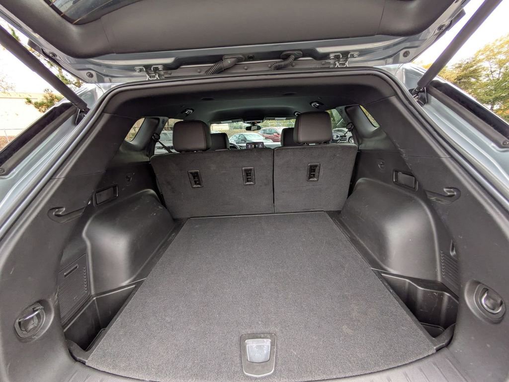 Used 2025 Chevrolet Blazer RS image 25