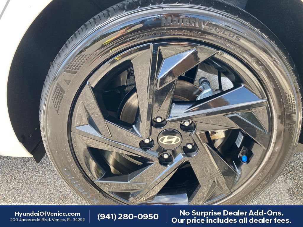 Certified 2026 Hyundai Elantra Sport FWD image 21