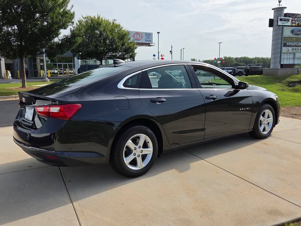 Used 2022 Chevrolet Malibu LS FWD image 12