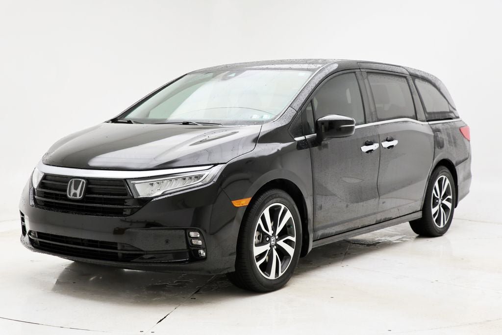 Used 2024 Honda Odyssey Touring image 2
