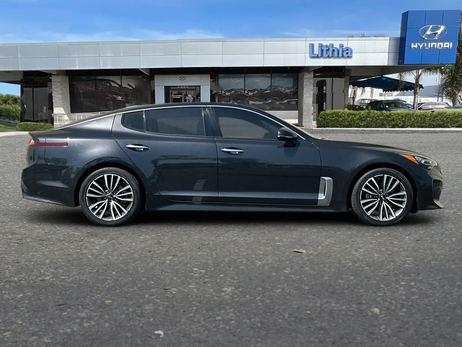 Used 2019 Kia Stinger Premium RWD image 9