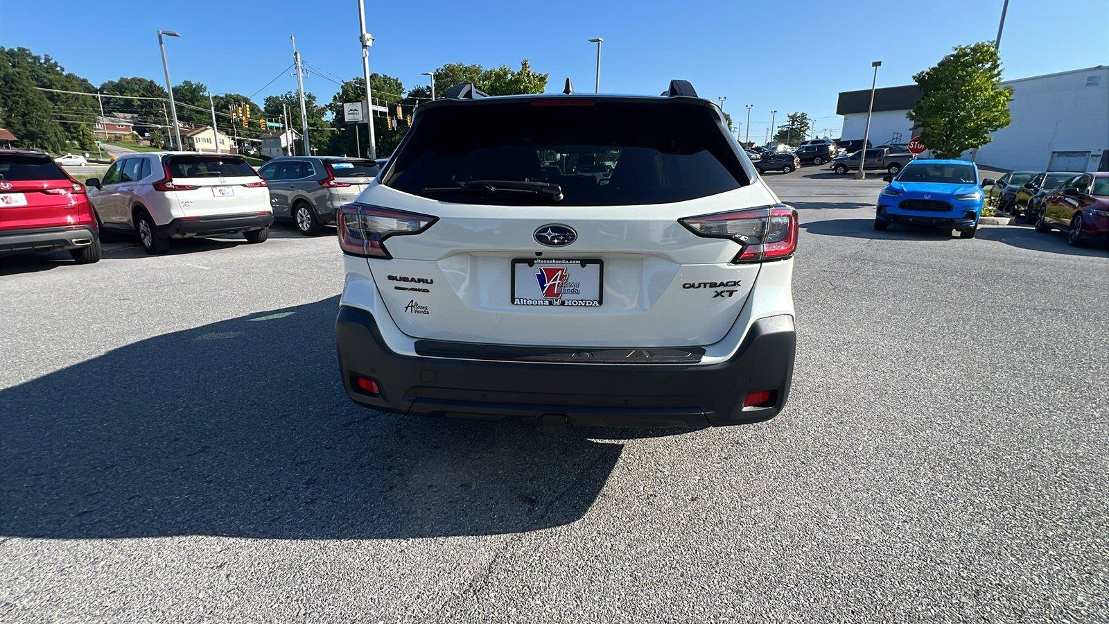 Used 2023 Subaru Outback Onyx Edition XT AWD/4WD image 5