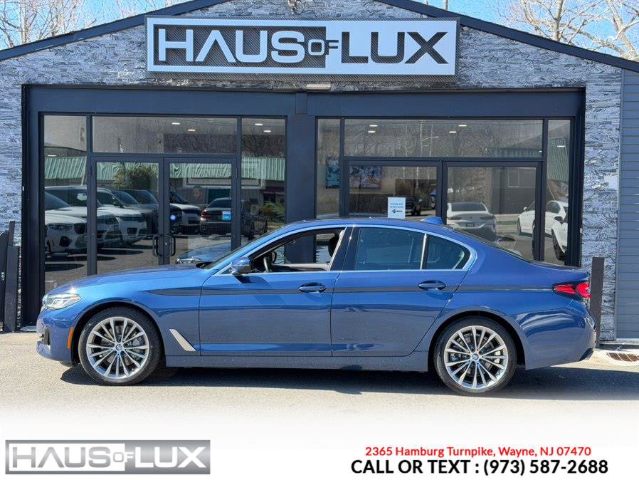 Used 2021 BMW 530i xDrive w/ Convenience Package AWD/4WD image 9