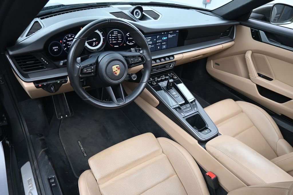Certified 2021 Porsche 911 Carrera S RWD image 4