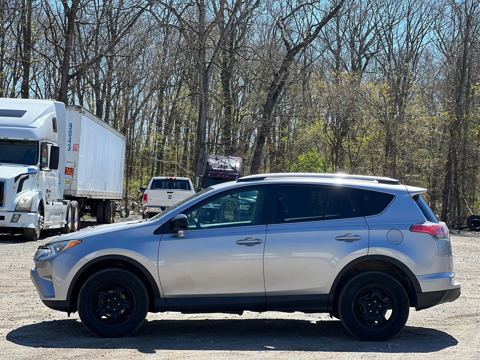 Used 2018 Toyota RAV4 LE w/ All Weather Liner Package AWD/4WD image 3