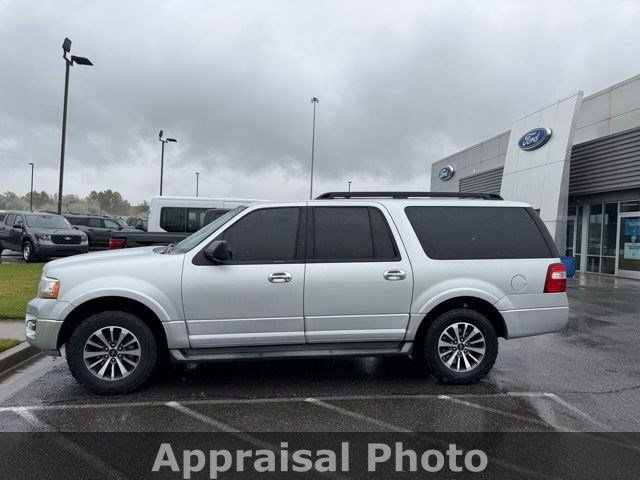 Used 2015 Ford Expedition EL XLT w/ Equipment Group 201A RWD image 3