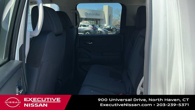 Used 2025 Nissan Frontier SV image 22