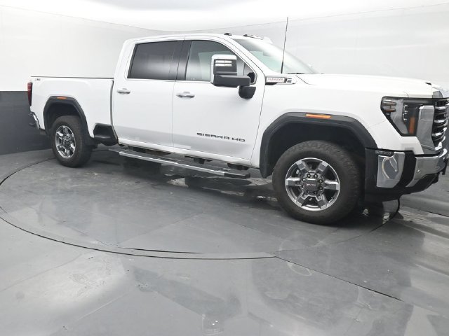 Used 2025 GMC Sierra 2500 SLT w/ SLT Convenience Package AWD/4WD image 8