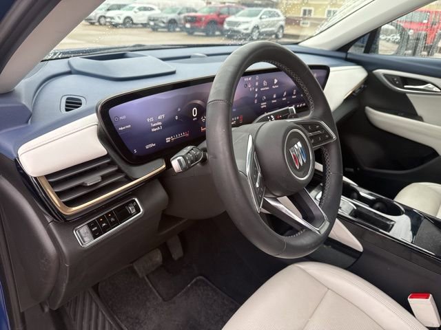 Used 2024 Buick Envision Avenir image 12
