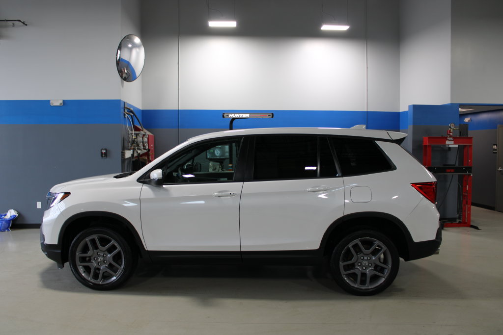 Used 2023 Honda Passport EX-L image 10