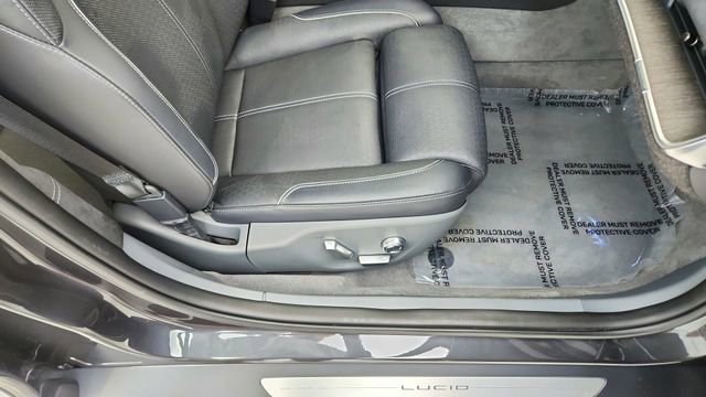 Used 2023 Lucid Air Grand Touring image 22
