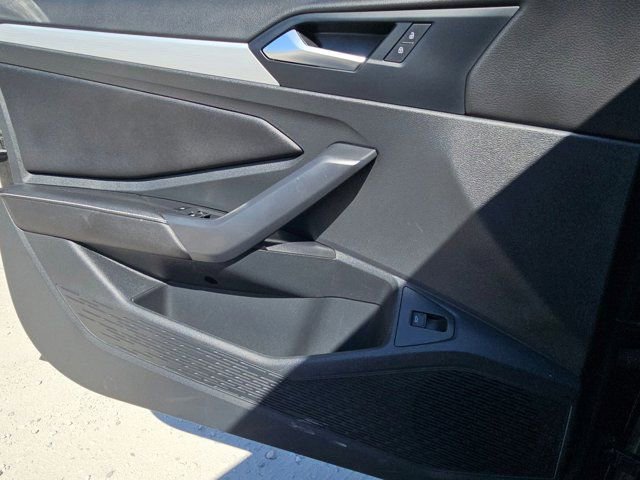 Used 2025 Volkswagen Jetta S image 11