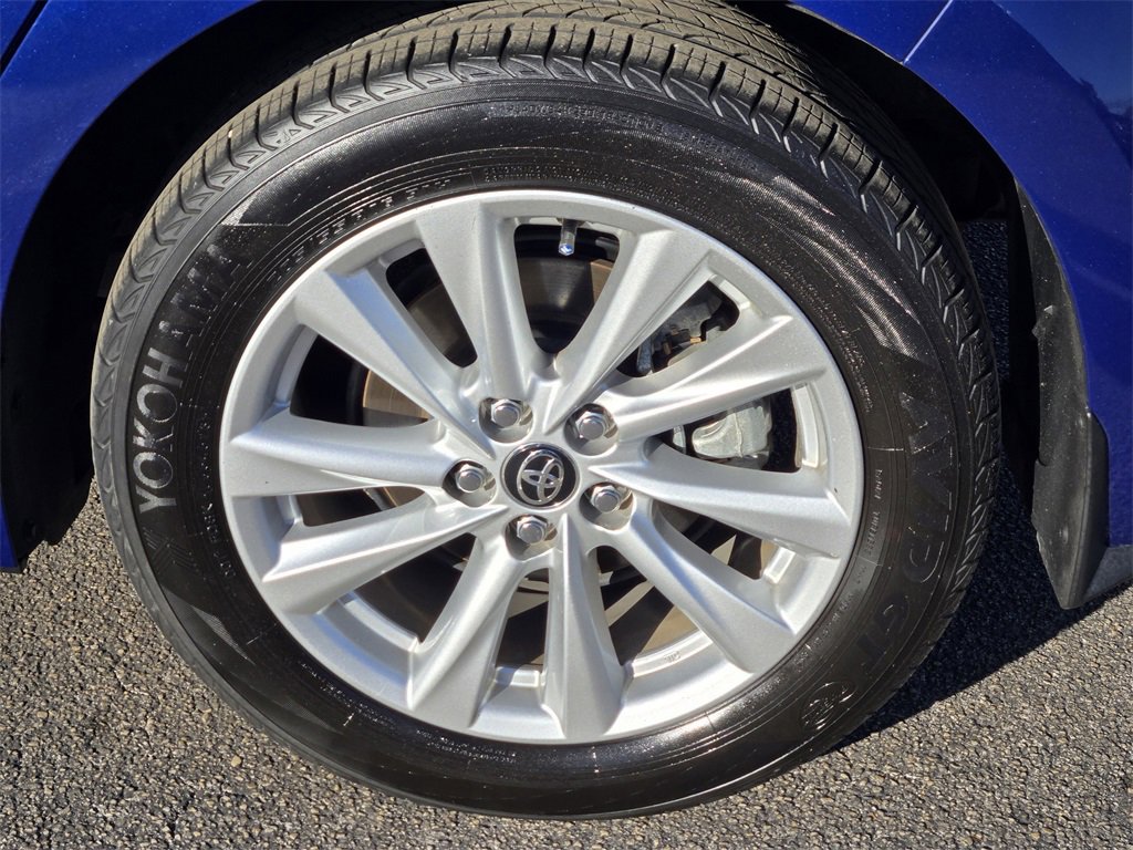 Used 2024 Toyota Corolla SE image 8