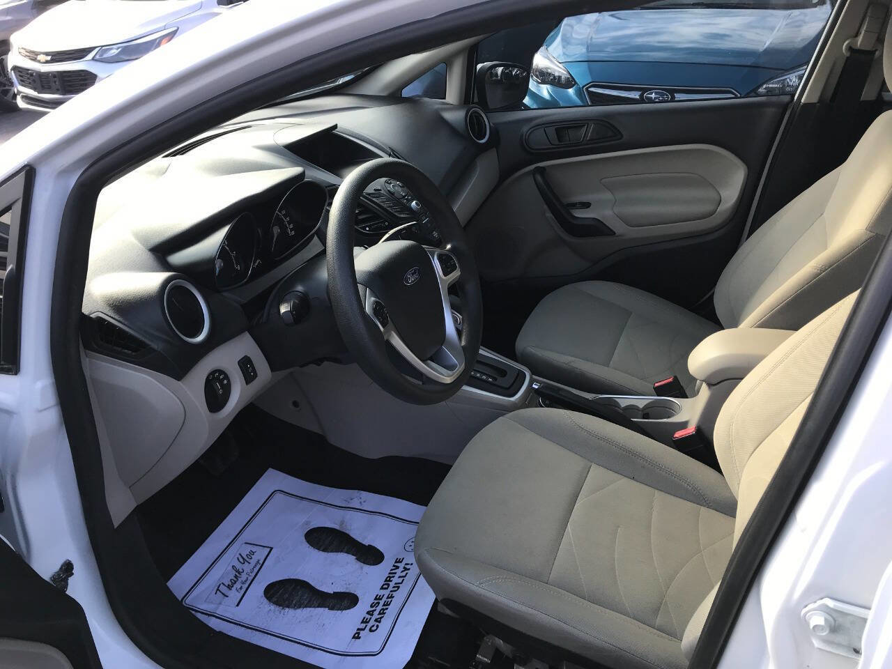 Used 2018 Ford Fiesta SE FWD image 8