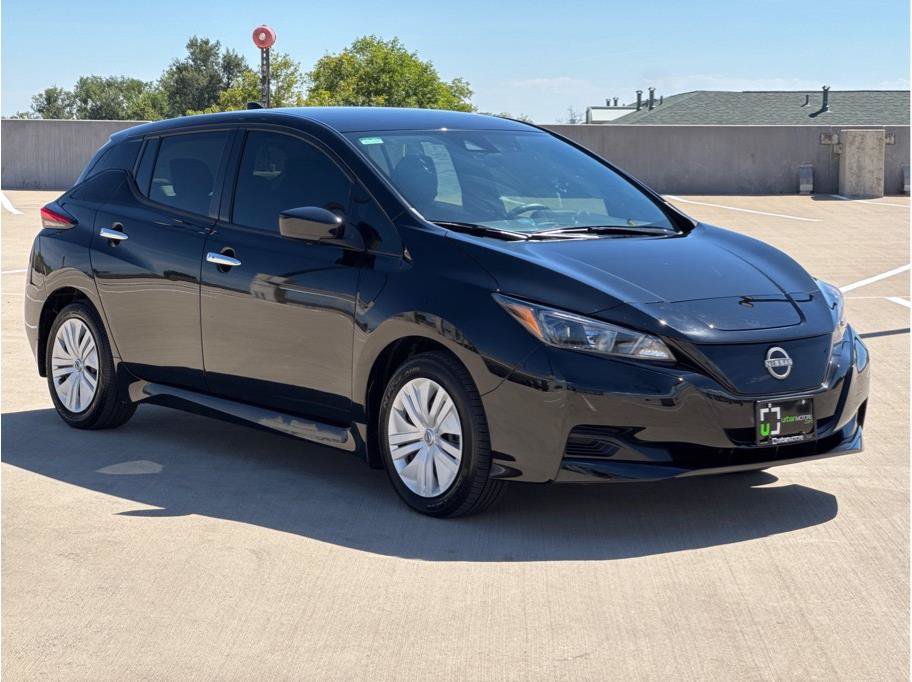 Used 2025 Nissan Leaf S FWD image 30