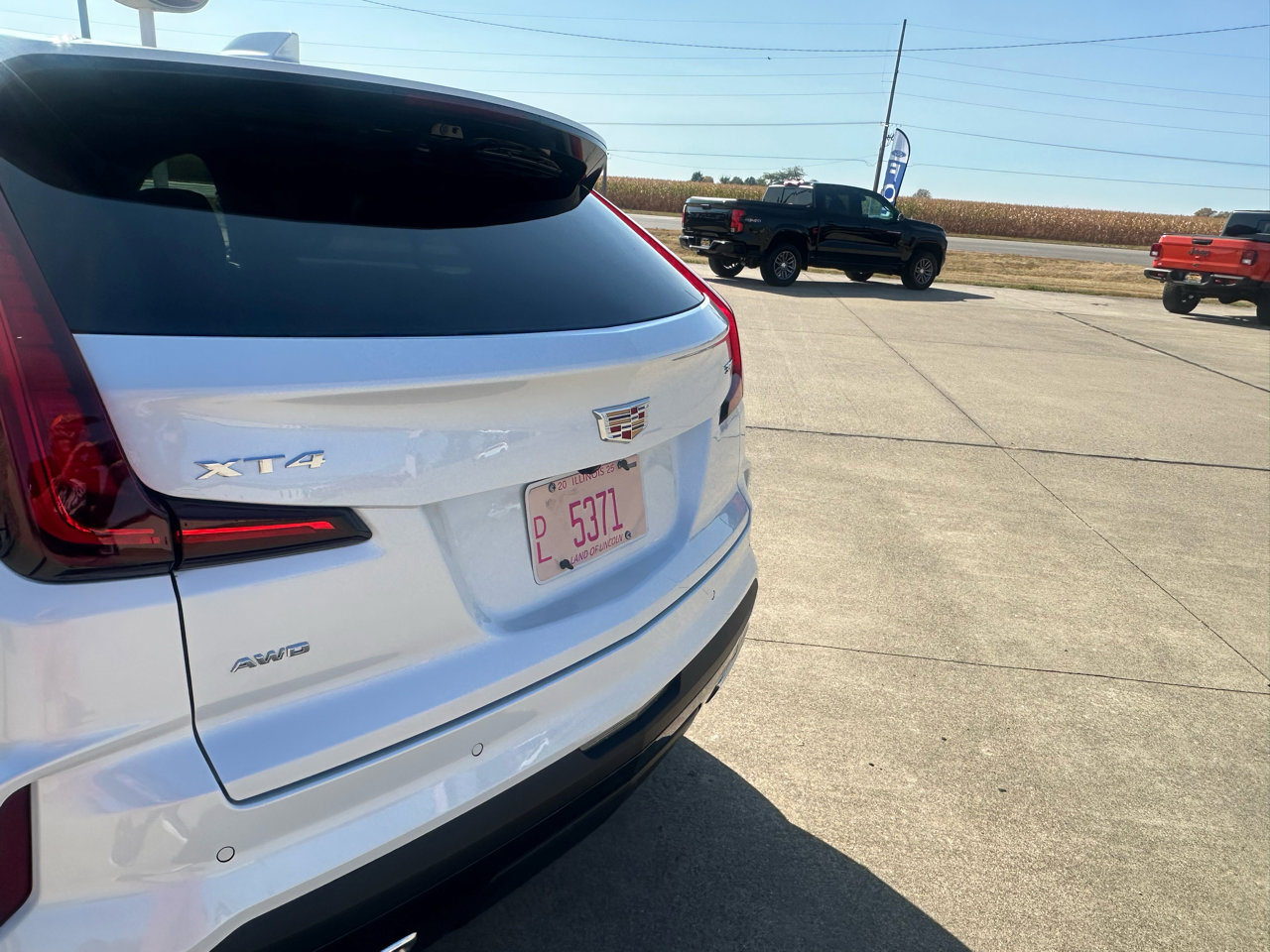 Used 2025 Cadillac XT4 Premium Luxury w/ Technology Package image 32