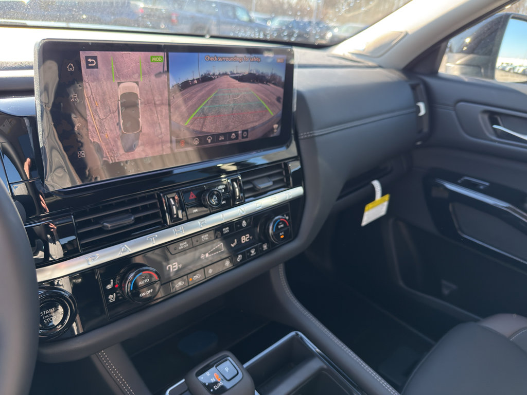 New 2026 Nissan Pathfinder Platinum AWD/4WD image 21