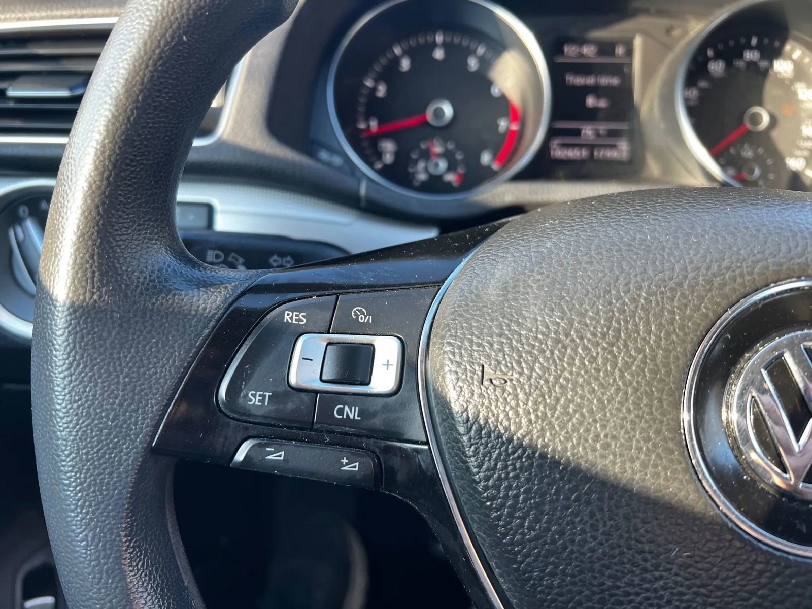 Used 2016 Volkswagen Passat 1.8T S image 19