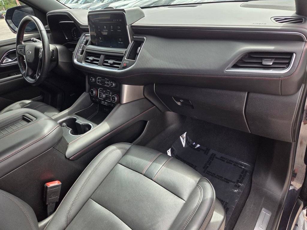 Used 2022 Chevrolet Tahoe RST w/ Luxury Package AWD/4WD image 19