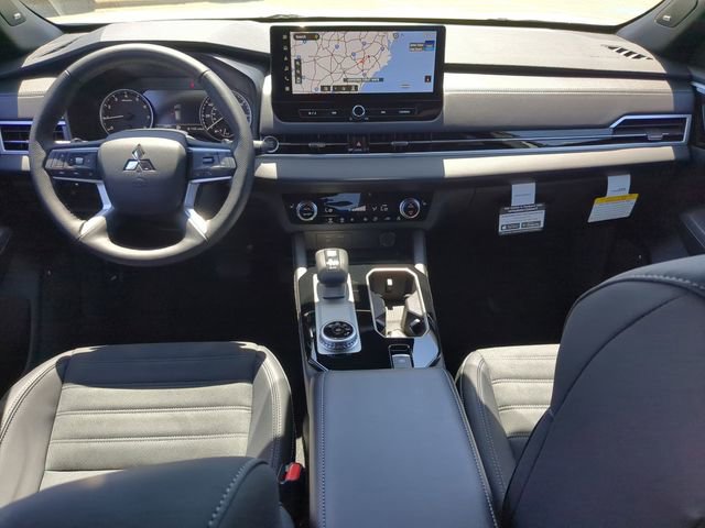 New 2026 Mitsubishi Outlander LE FWD image 30